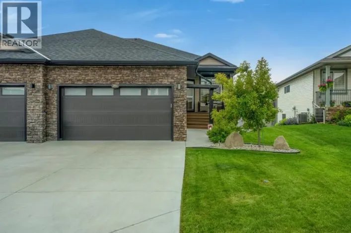 1911 High Park Circle NW, High River