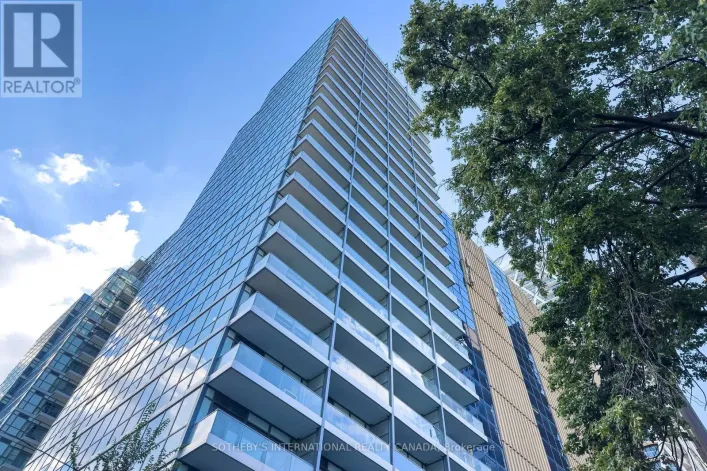1913 - 210 SIMCOE STREET, Toronto