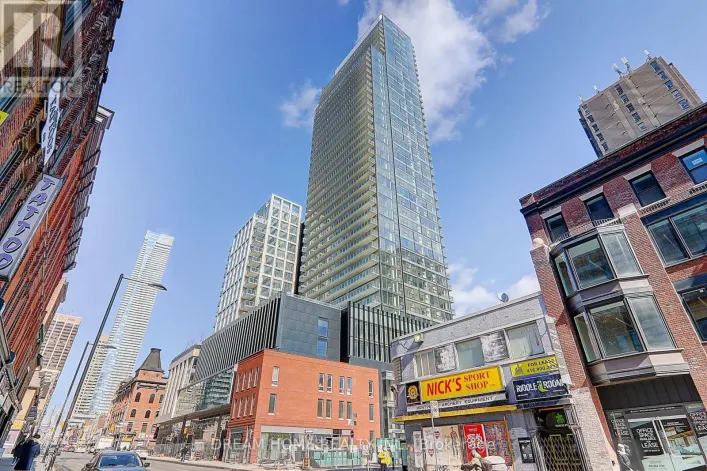 1913 - 3 GLOUCESTER STREET, Toronto