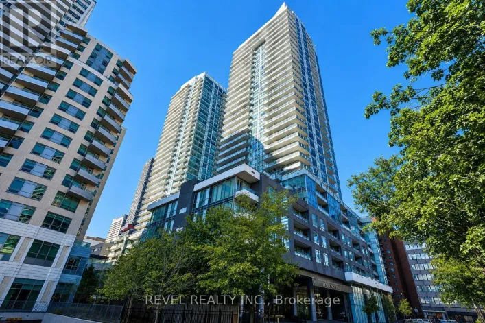 1913 - 98 LILLIAN STREET, Toronto