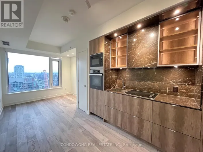 1914 - 11 YORKVILLE AVENUE, Toronto