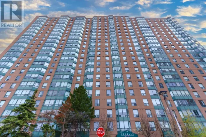 1915 - 135 HILLCREST AVENUE, Mississauga