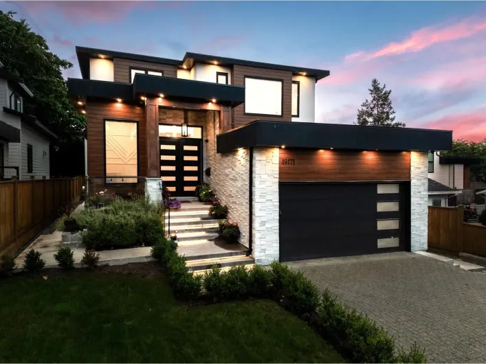 19171 60B AVENUE, Surrey