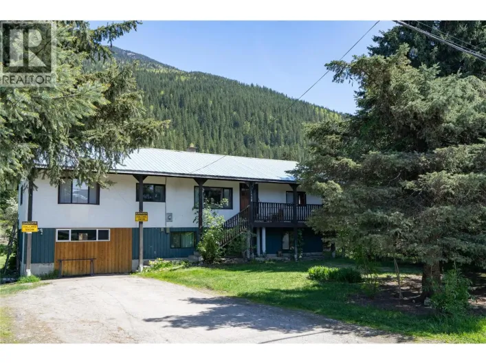 1918 Camozzi Road, Revelstoke