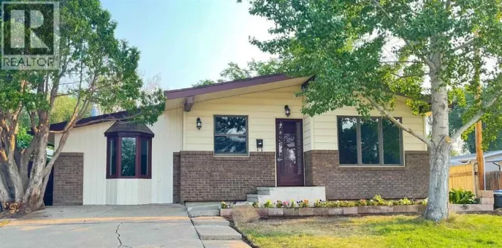 1919 19 Avenue S, Lethbridge