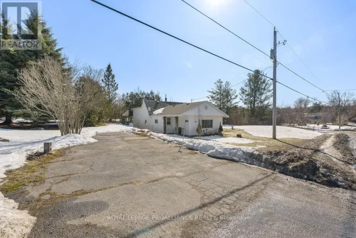 192 CROOKSTON ROAD, Centre Hastings