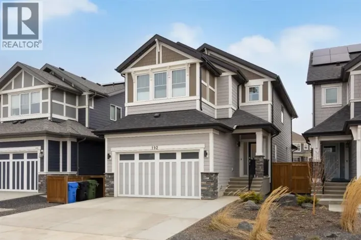 192 Magnolia Manor SE, Calgary