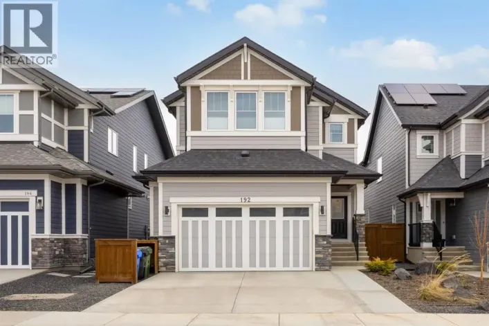 192 Magnolia Manor SE, Calgary