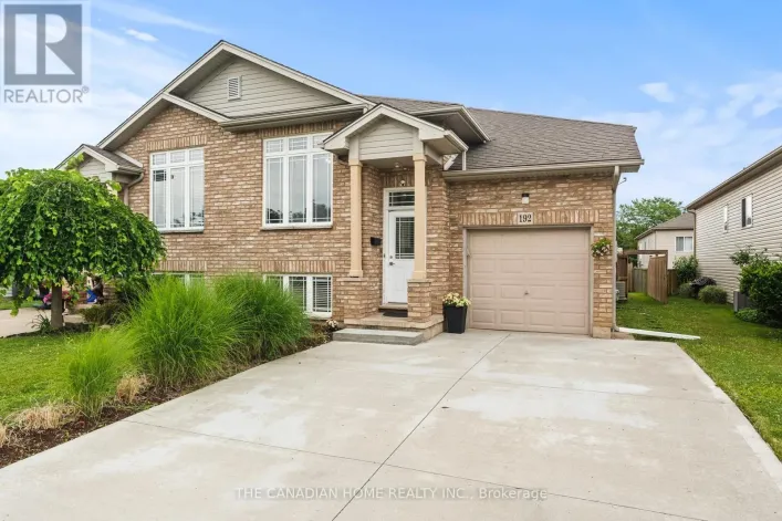 192 OAKCREST AVENUE E, Welland