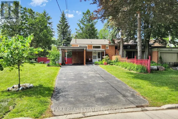 192 THREE VALLEYS DRIVE, Toronto