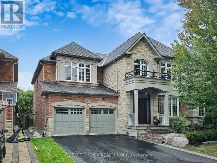 192 TONNER CRESCENT, Aurora