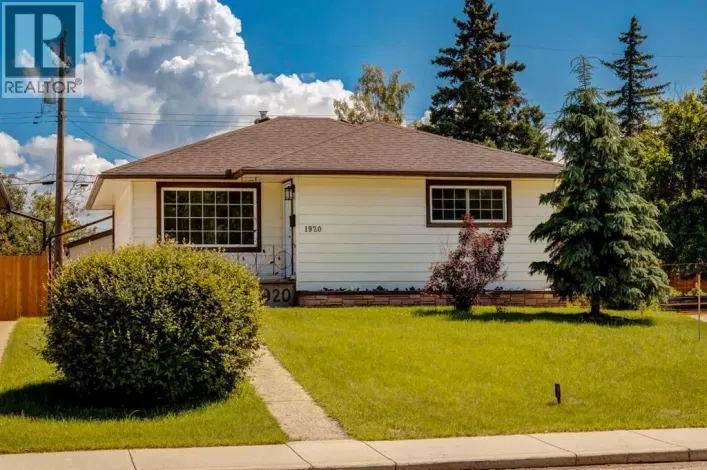 1920 Kelwood Drive SW, Calgary