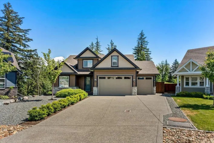 1920 PEREGRINE PLACE|Mt Woodside, Agassiz