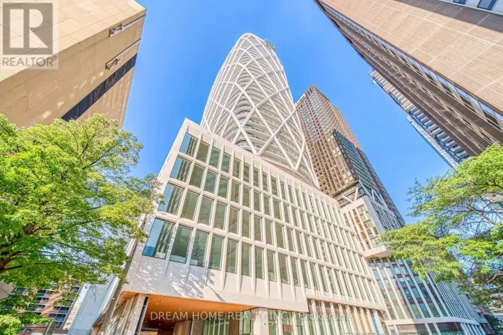 1921 - 230 SIMCOE STREET, Toronto