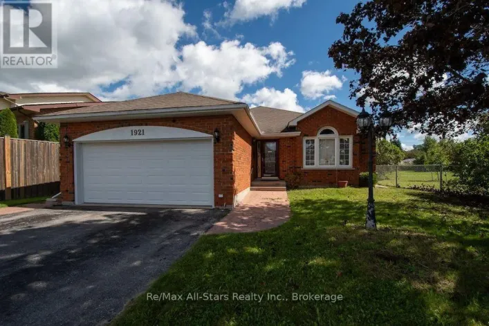 1921 MAPLERIDGE DRIVE, Peterborough