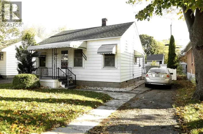 1922 CENTRAL, Windsor