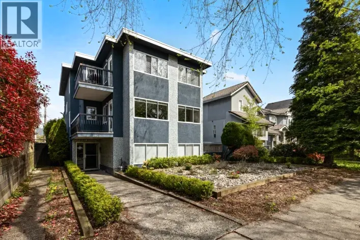 1923 PARKER STREET, Vancouver