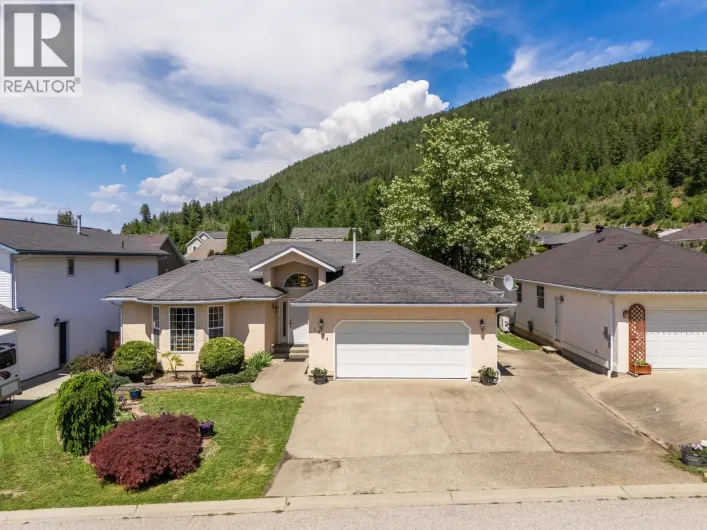 1924 HURL Street, Creston