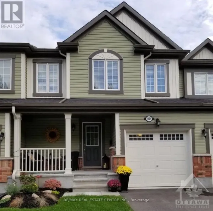 1924 MAPLE GROVE, Ottawa