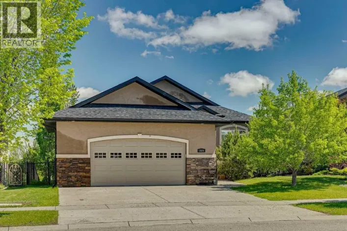 1924 Riverside Drive NW, High River