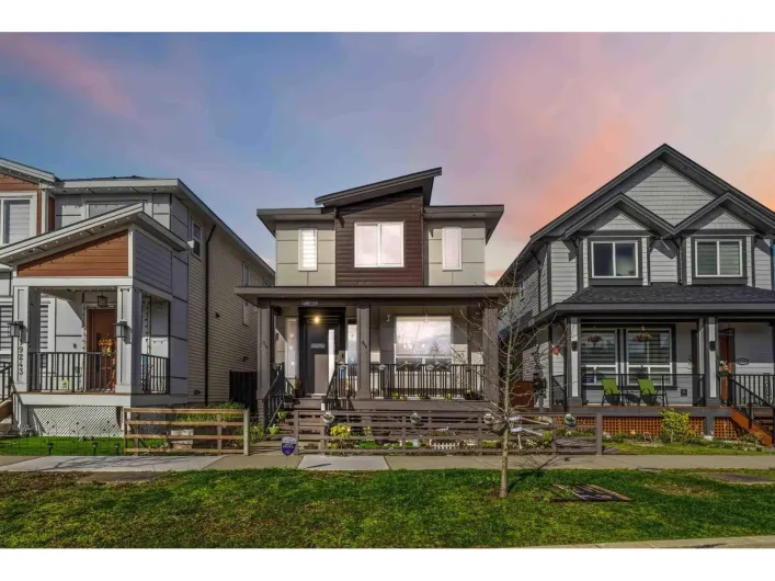 19247 71 AVENUE, Surrey