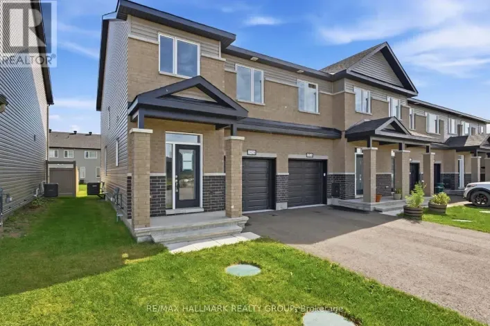 Row / Townhouse for sale: 1928 HAWKER PRIVATE, Ottawa