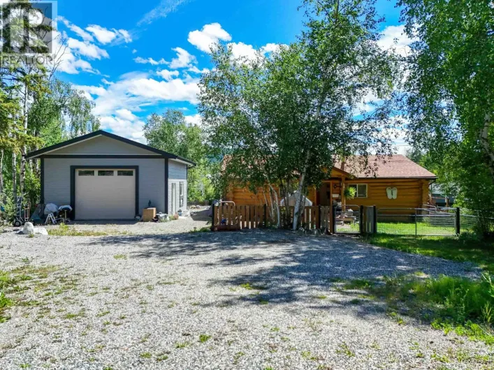 1929 BEACH CRESCENT, Quesnel