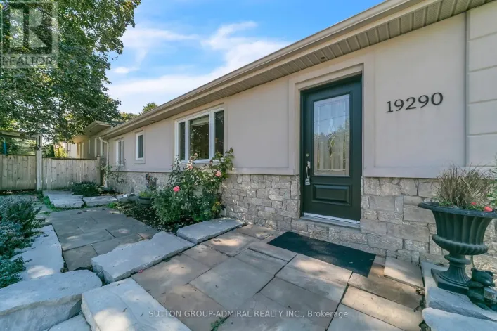 19290 YONGE STREET, East Gwillimbury