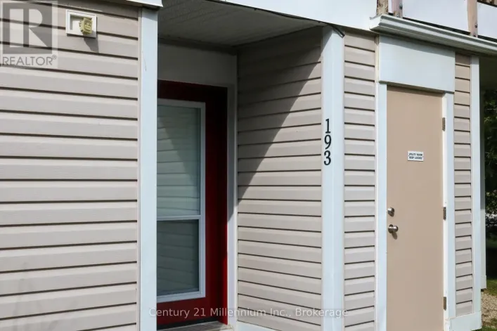 193 - 49 TROTT BOULEVARD, Collingwood