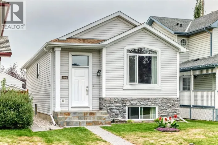 193 Mt Aberdeen Circle SE, Calgary