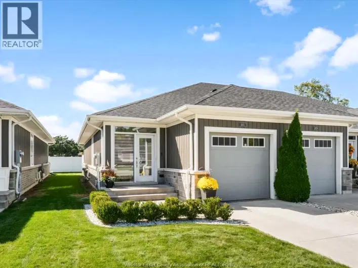 1931 ETHAN COURT, Windsor