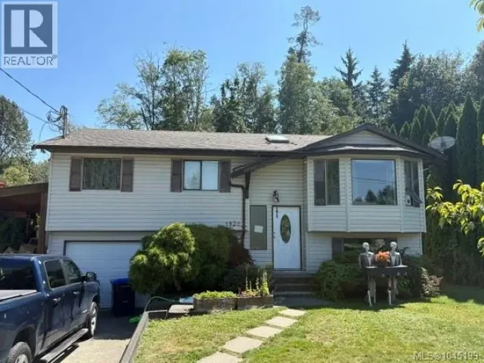 1932 Embleton Cres, Courtenay
