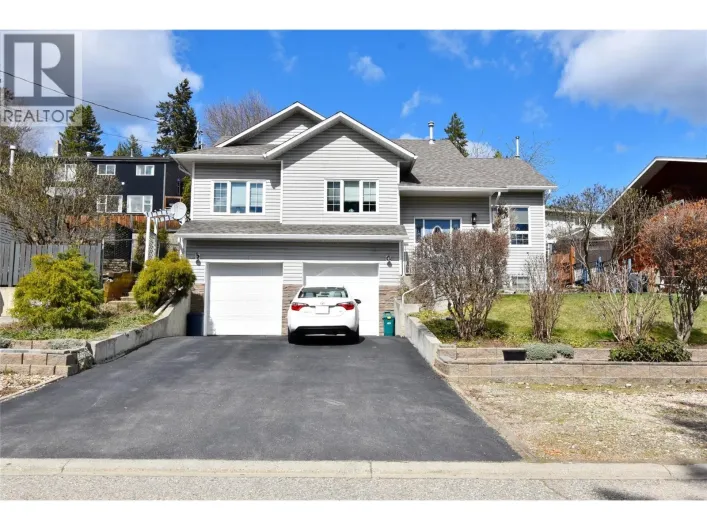 1936 Grandview Avenue, Lumby