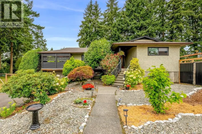 1937 Cougar Cres, Comox
