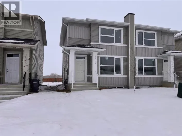 1937 Mccaskill Drive, Crossfield