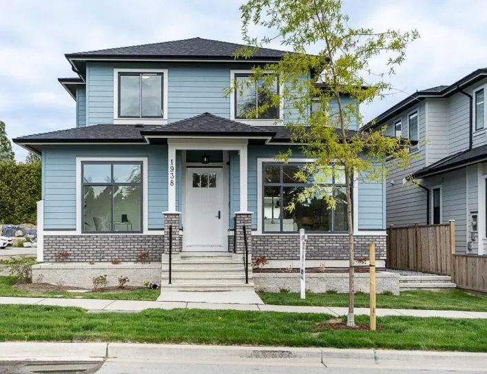 1938 167A STREET, Surrey