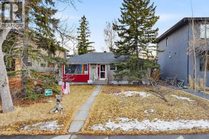 1939 47 Avenue SW, Calgary