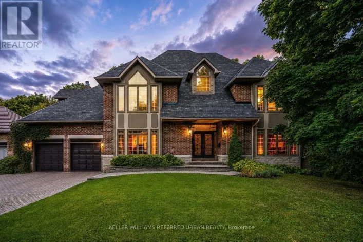 194 SHERWOOD PLACE, Newmarket