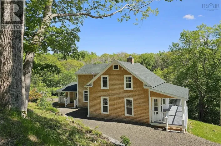 1940 Clementsvale Road, Bear River