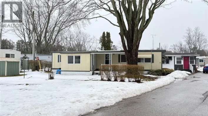 1940 LONDON LINE Unit# 5, Sarnia