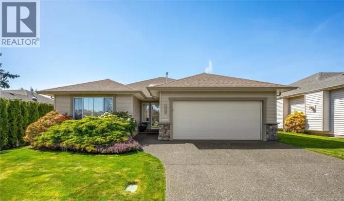 1945 St. Andrews Pl, Courtenay