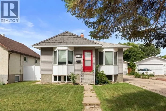 1946 15 Avenue SE, Medicine Hat