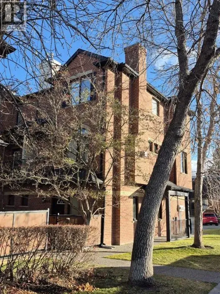 1946 29 Street SW, Calgary