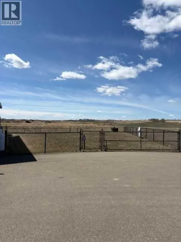 195, 41019 Range Road 11, Rural Lacombe County