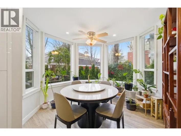 195 8333 JONES ROAD, Richmond