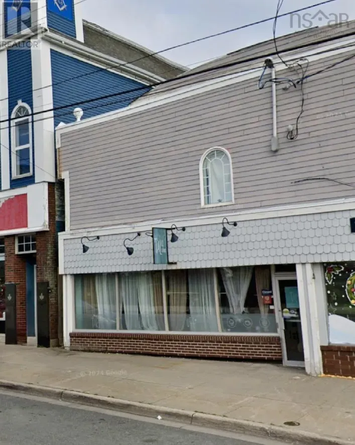 195 Commercial Street, Glace Bay