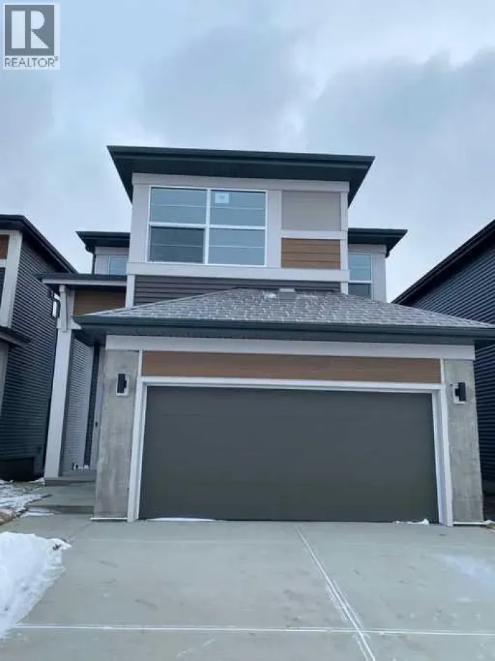 195 Corner Glen Crescent NE, Calgary