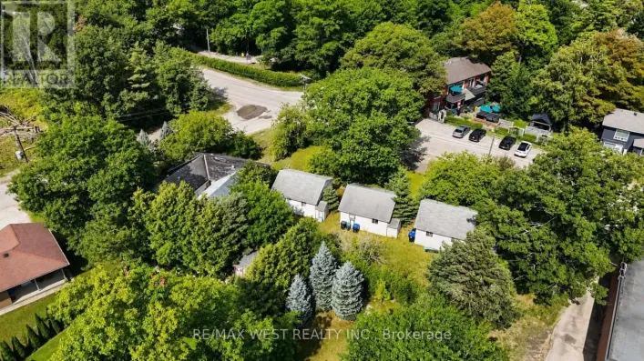 195 DUNKERRON AVENUE, Wasaga Beach