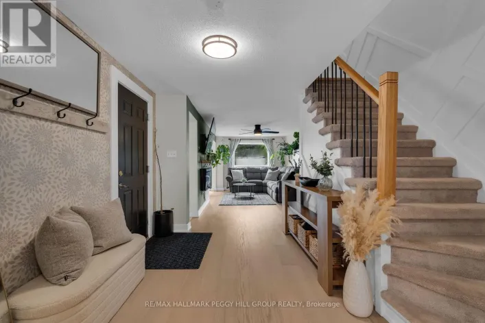 195 DUNSMORE LANE, Barrie