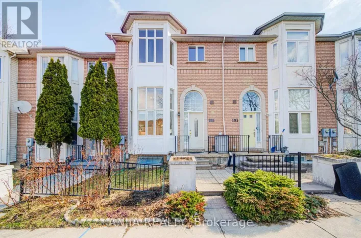 195 SHIRLEY DRIVE, Richmond Hill
